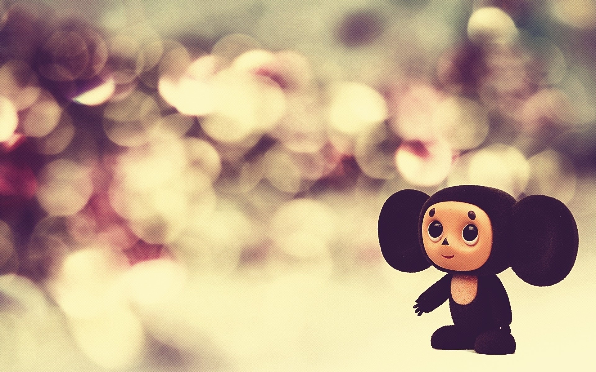 Cartoon Animations Moving Wallpaper 
 Data Src Free - Cheburashka Background - HD Wallpaper 