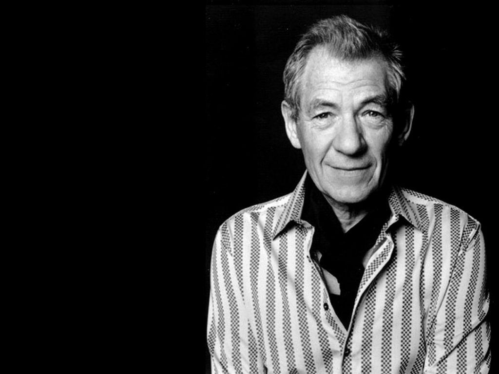 Ian Mckellen - HD Wallpaper 