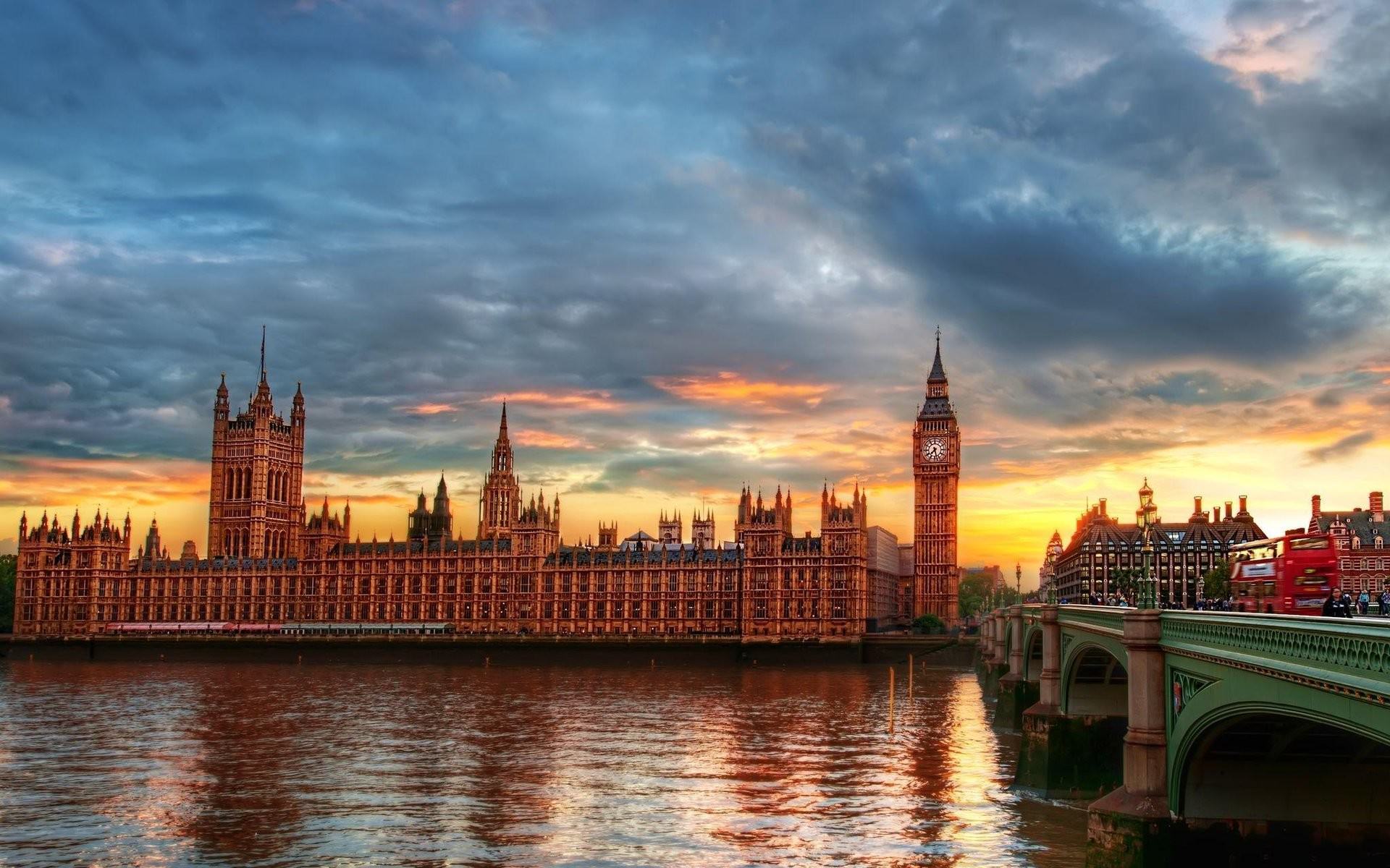 London Desktop Wallpaper - Houses Of Parliament - HD Wallpaper 