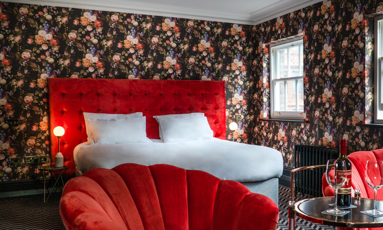 Large Twin Or Double Room - Lock And Key Liverpool Hotel - HD Wallpaper 