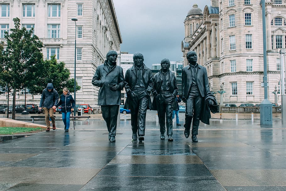 Beatle, Liverpool, Raining, The Beatles, Music, Statue, - Liverpool England - HD Wallpaper 