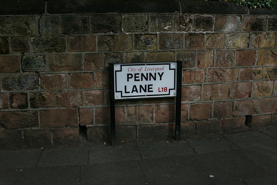 Penny Lane Signage Beside Wall, Plate, Liverpool, Beatles, - Penny Lane Sign - HD Wallpaper 