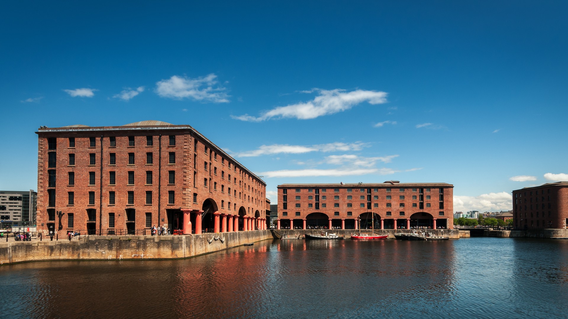 Liverpool Wallpaper - Albert Dock - HD Wallpaper 