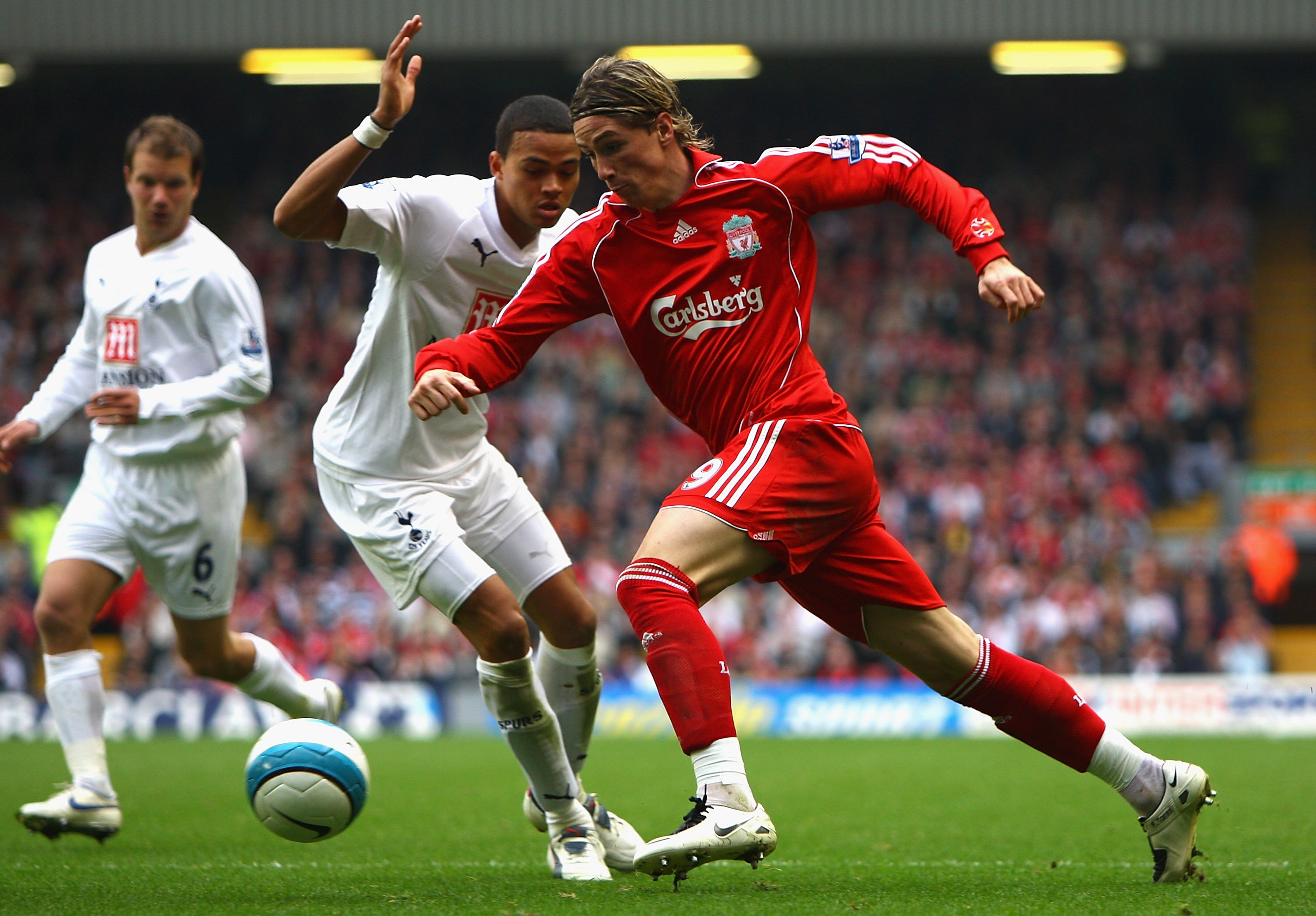 Fernando Torres Boots Liverpool - HD Wallpaper 