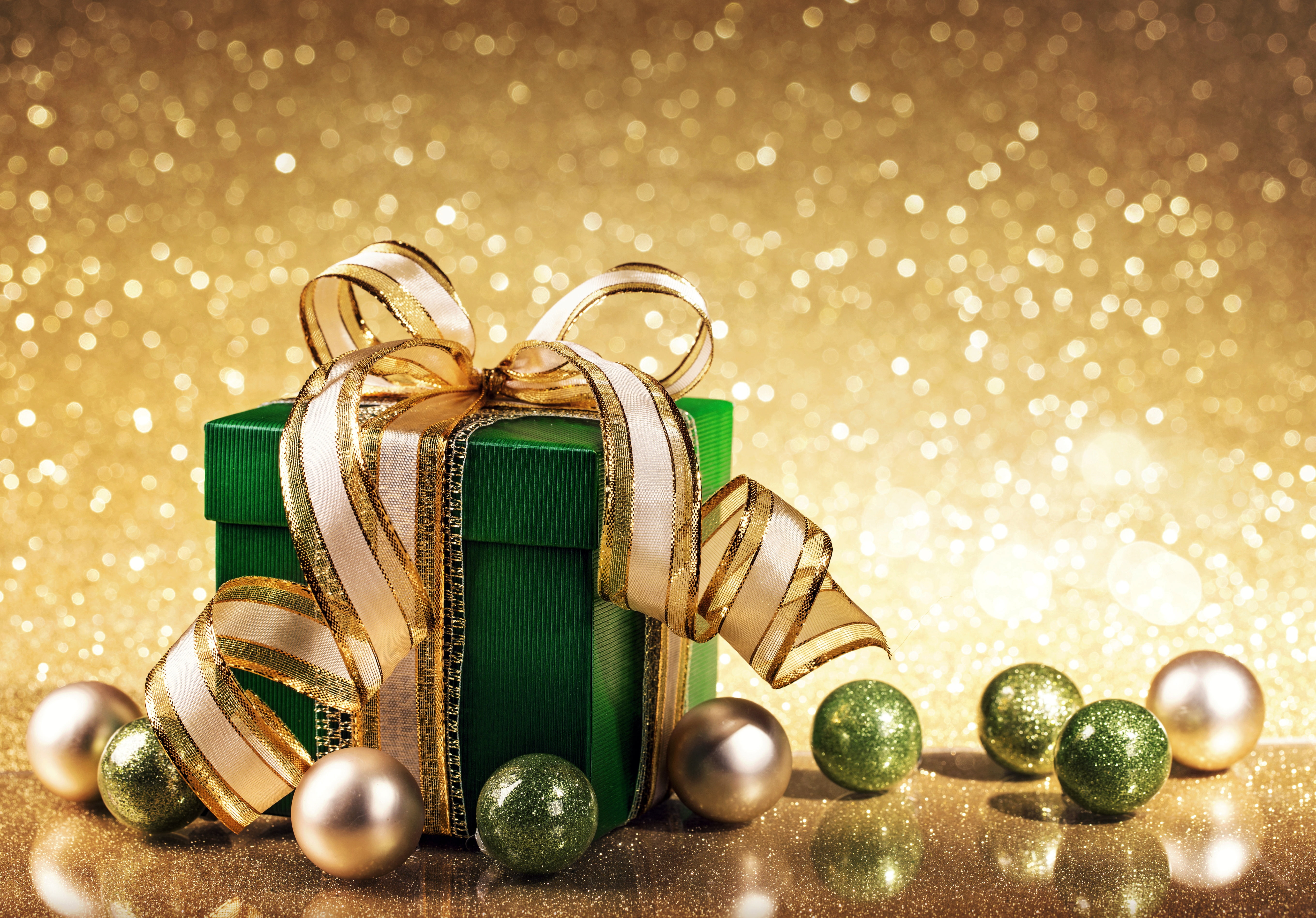 Green And Gold Christmas - HD Wallpaper 