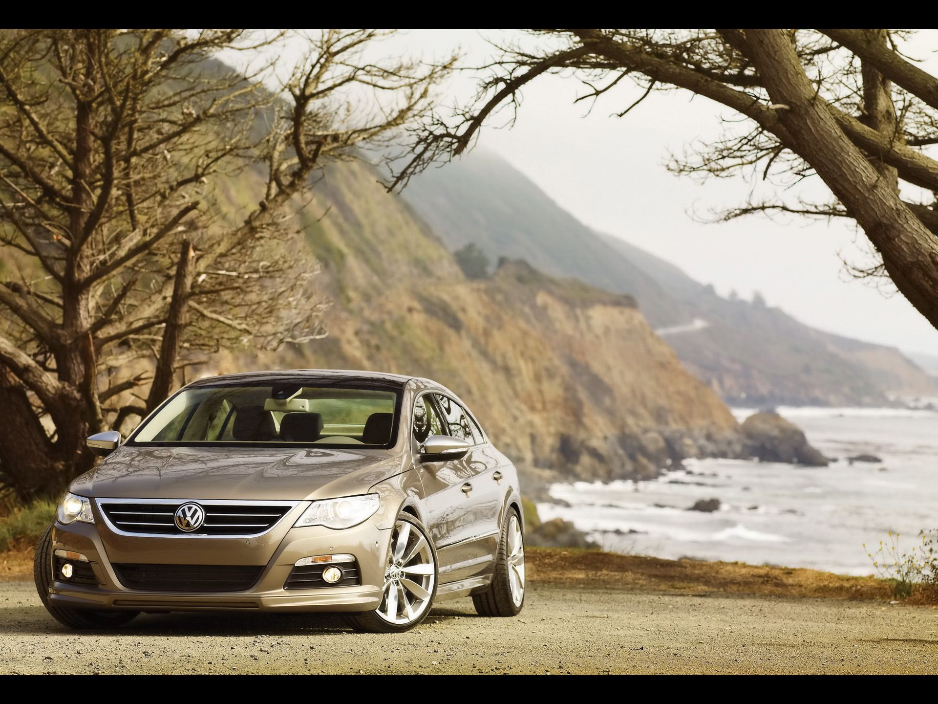 Volkswagen Cc 2010 Gold - HD Wallpaper 