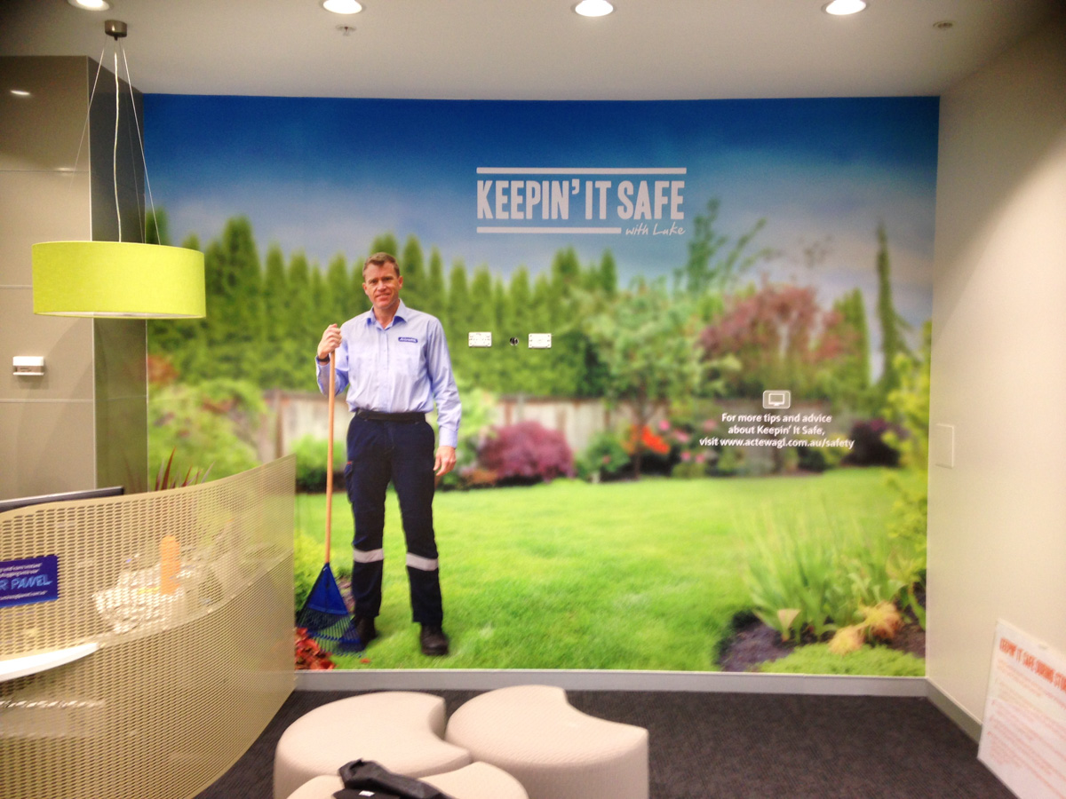 Garden Maintenance - HD Wallpaper 