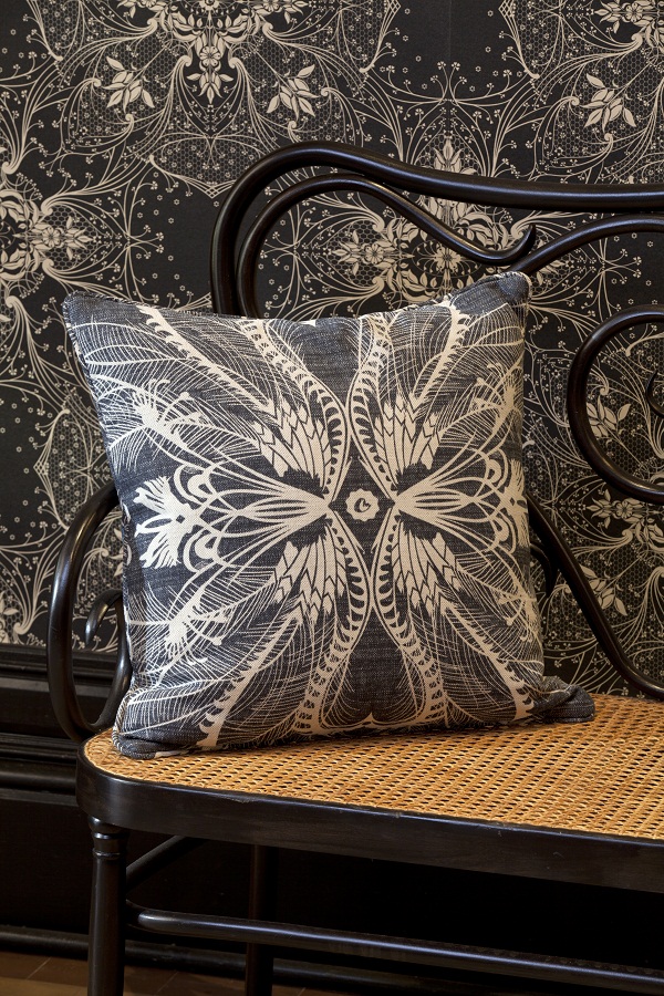 Cushion - HD Wallpaper 