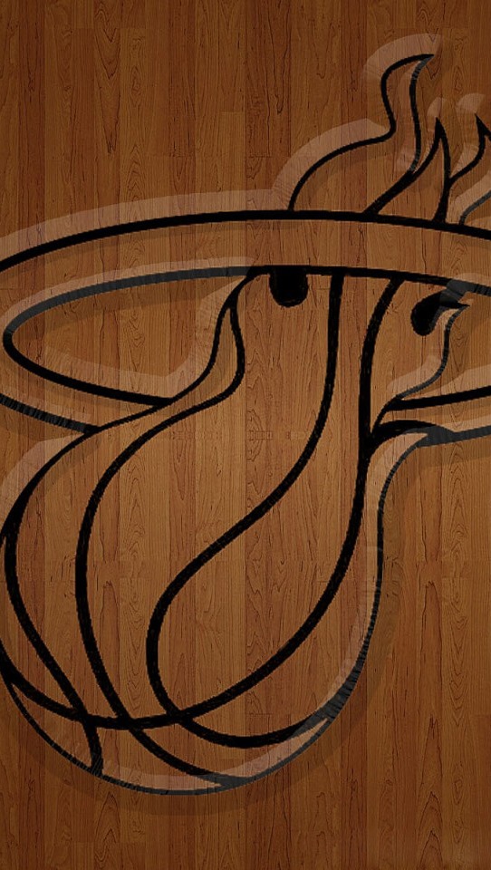 Wood Miami Heat Logo Iphone 5 5s 5c Wallpaper And Background - Miami Heat Logo Ball - HD Wallpaper 