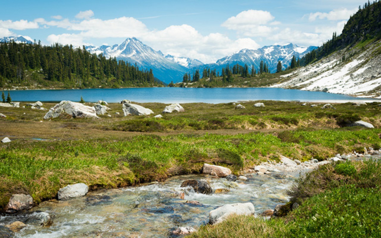 Rainbow Lake Hike Whistler - HD Wallpaper 