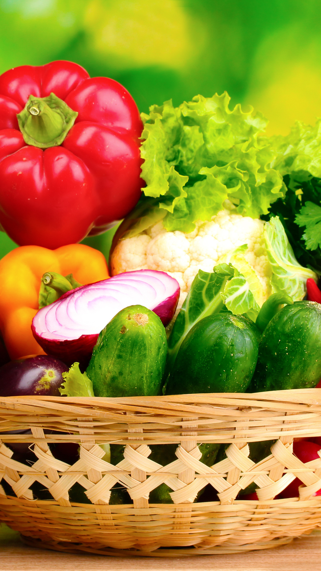 Cucumbers, Parsley, Paprika, Vegetables, Bow, Eggplant, - Green Vegetables Wallpaper For Mobile - HD Wallpaper 