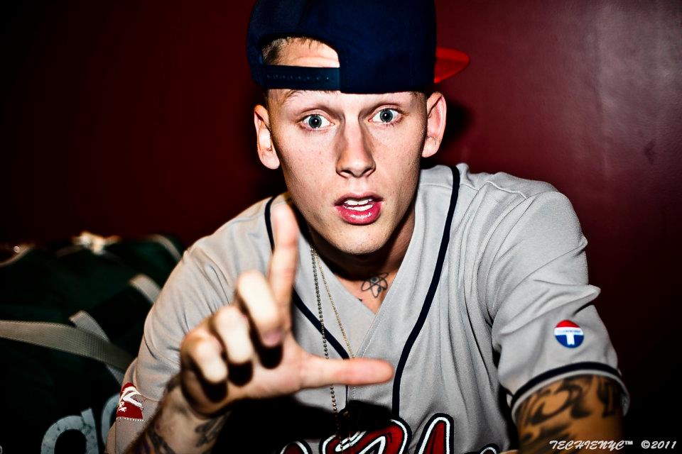 Machine Gun Kelly Memes - HD Wallpaper 