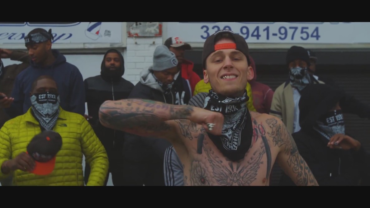 Machine Gun Kelly Wallpaper - HD Wallpaper 