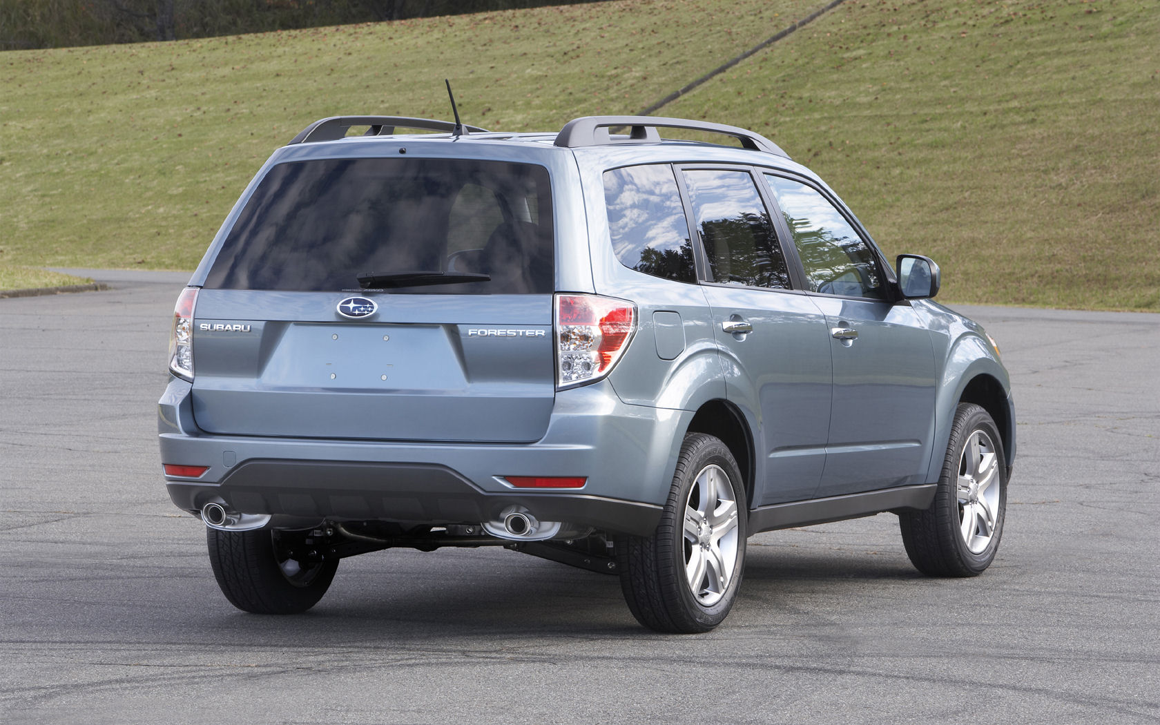 Subaru Forester Desktop Wallpaper - Subaru Forester 2.5 2009 Revue - HD Wallpaper 