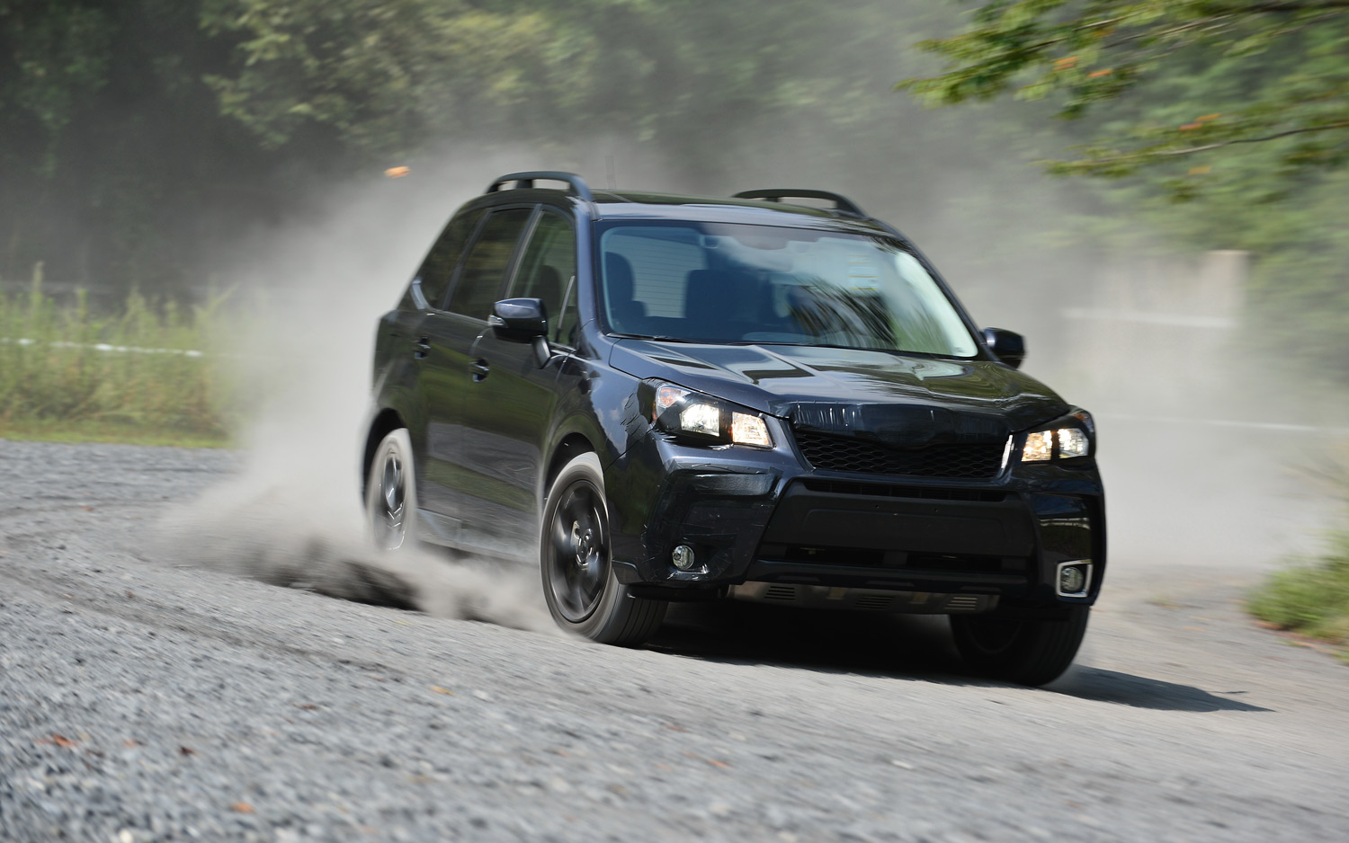 2015 Subaru Forester Wallpaper Hd - Subaru Forester Blacked Out - HD Wallpaper 