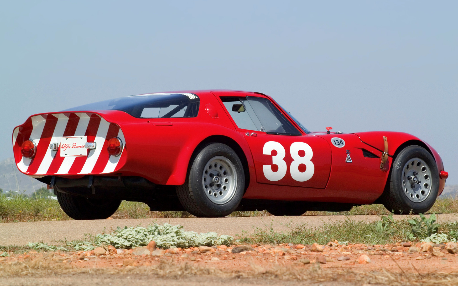 Classic Alfa Romeo Race Cars - HD Wallpaper 