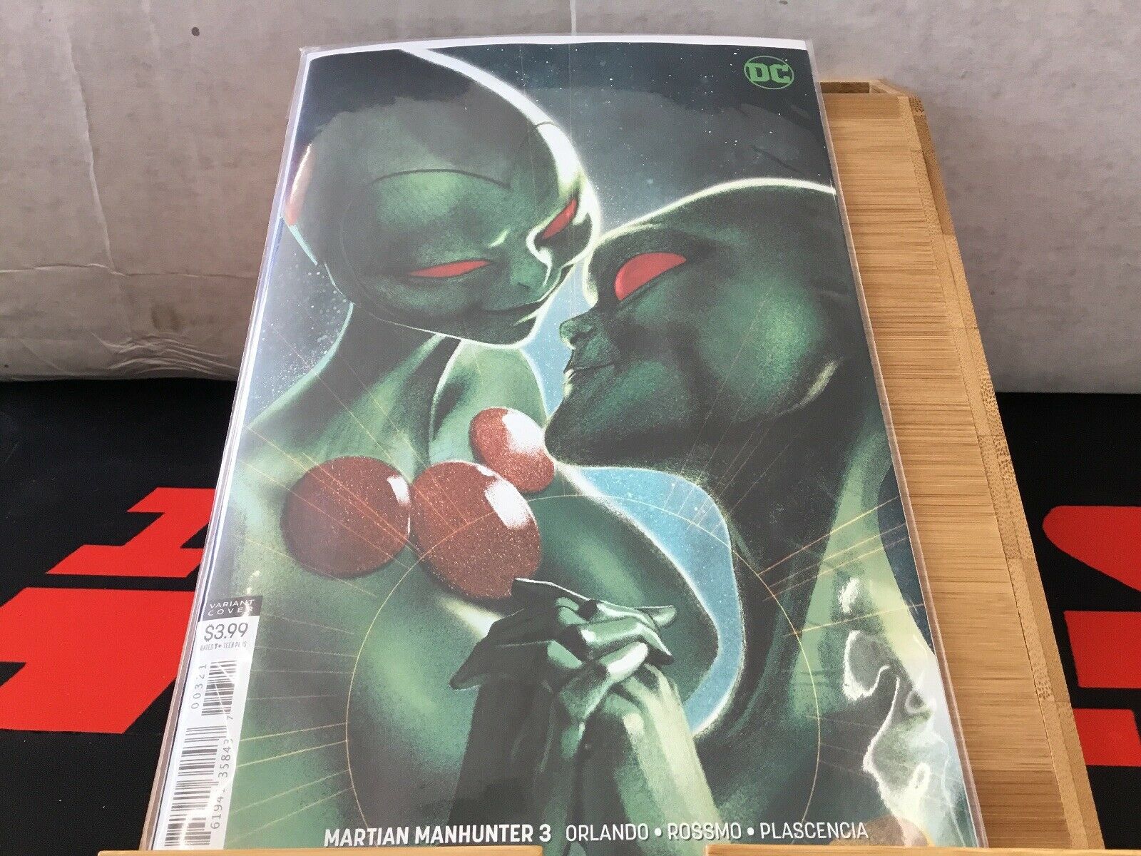 Martian Manhunter - HD Wallpaper 