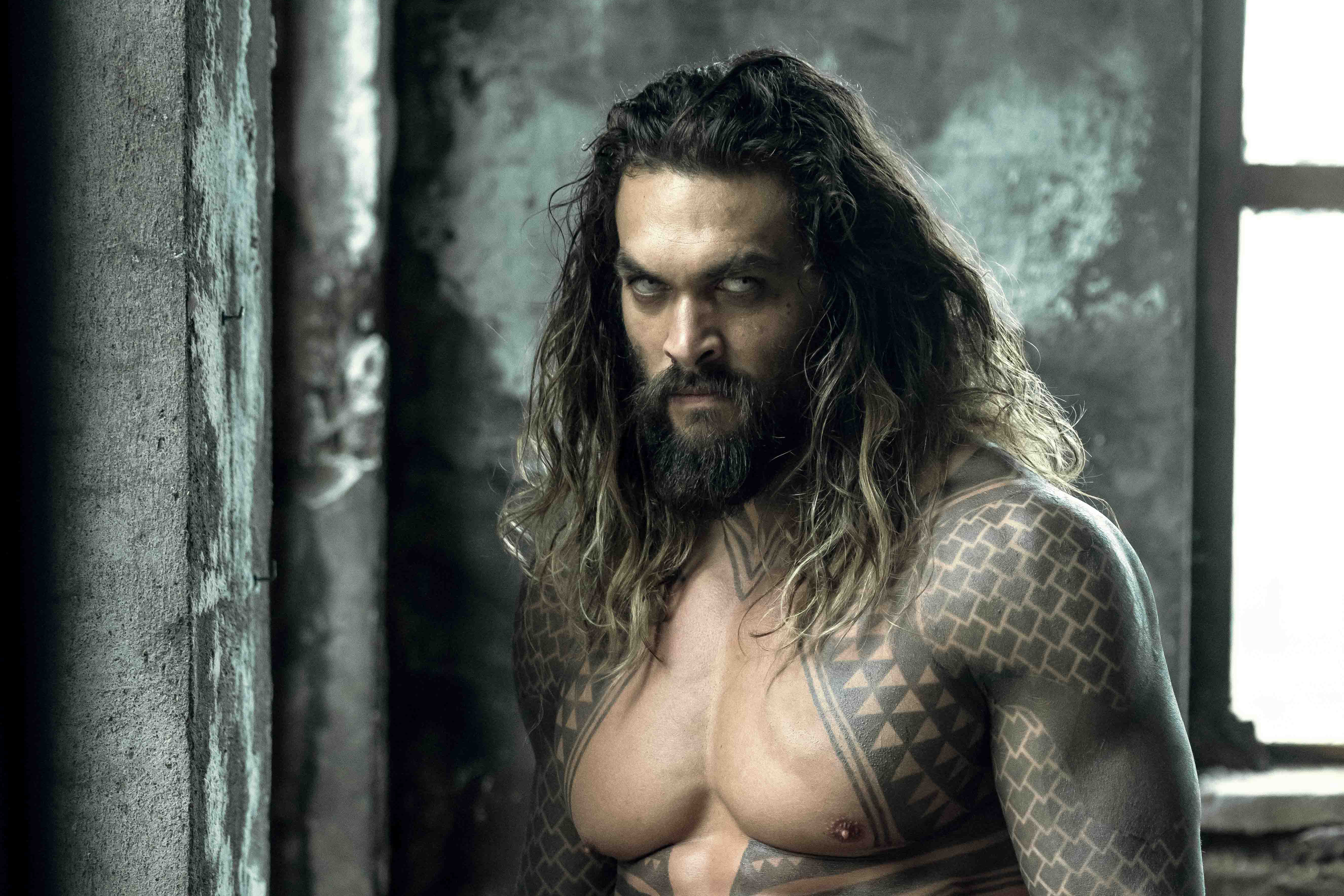 Hd Wallpaper Jason Momoa Aquaman - HD Wallpaper 