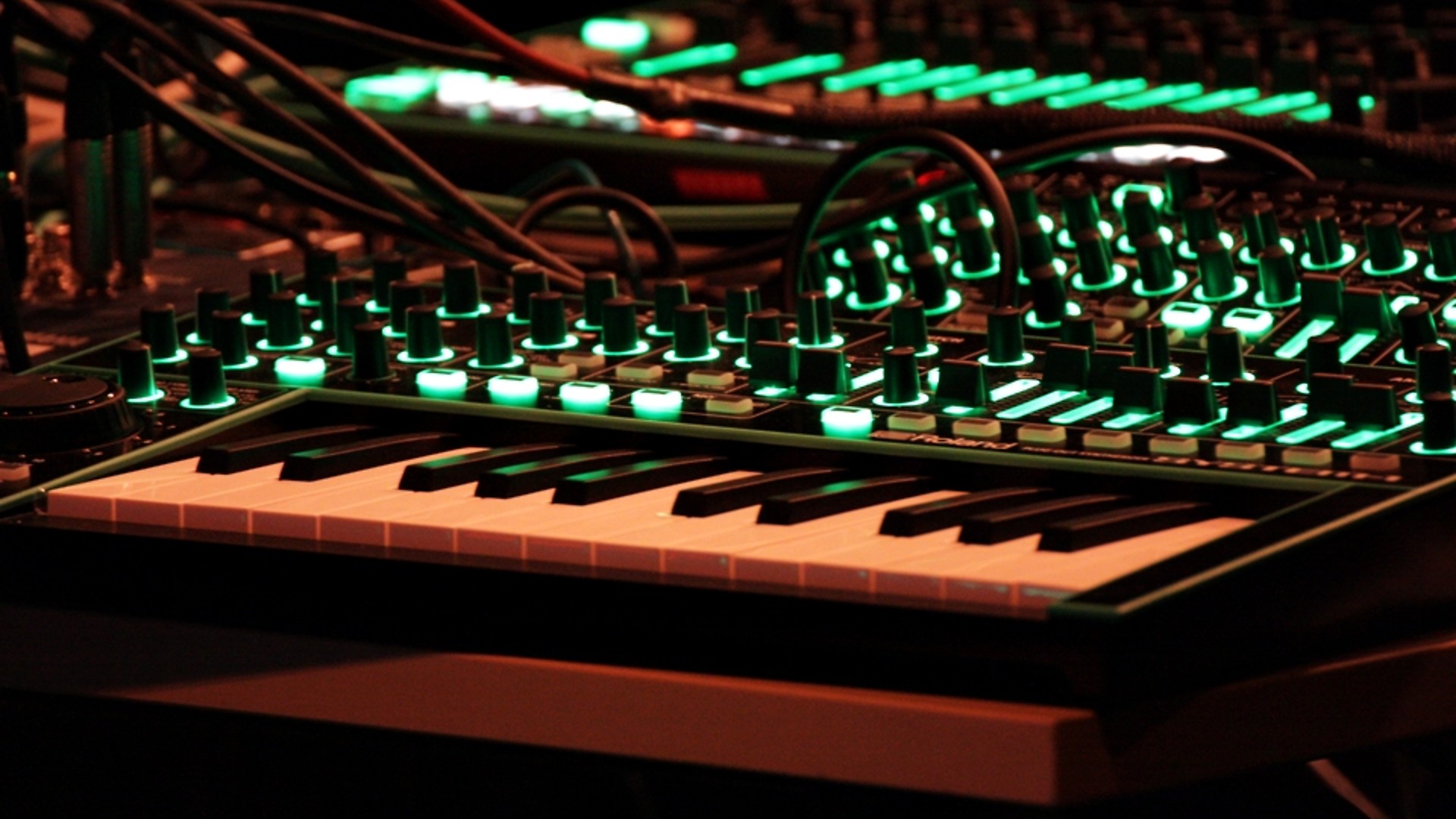 Music Industry - HD Wallpaper 