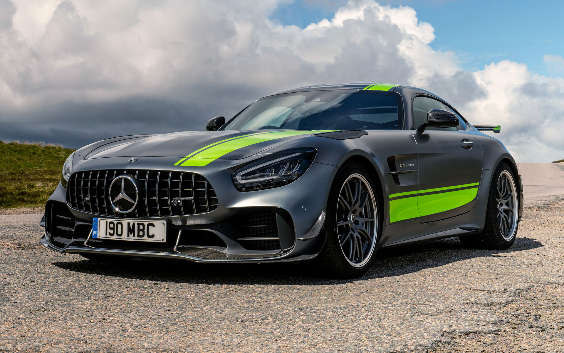 Mercedes Benz Sport Car Hd - HD Wallpaper 