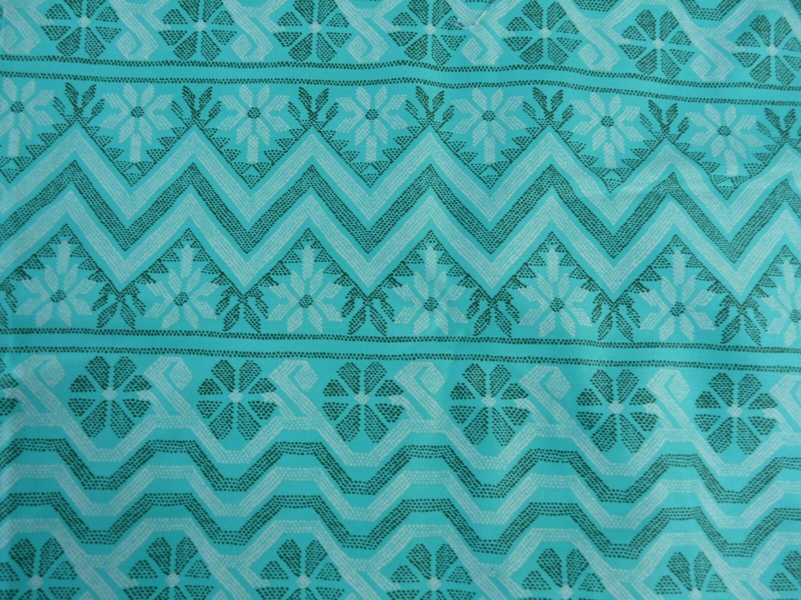 Green Herringbone Tile Morocco - HD Wallpaper 