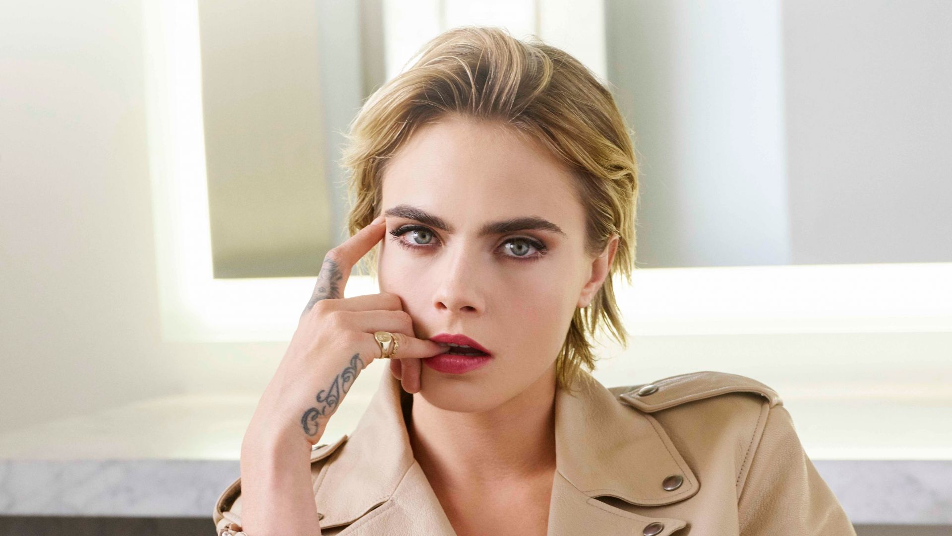 Cara Delevingne, Beautiful, Dior, Photoshoot, 2018 - Cara Delevingne Wallpaper 2019 - HD Wallpaper 