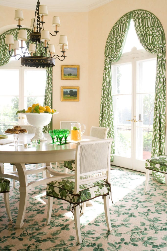 Imperial Trellis Wallpaper - HD Wallpaper 