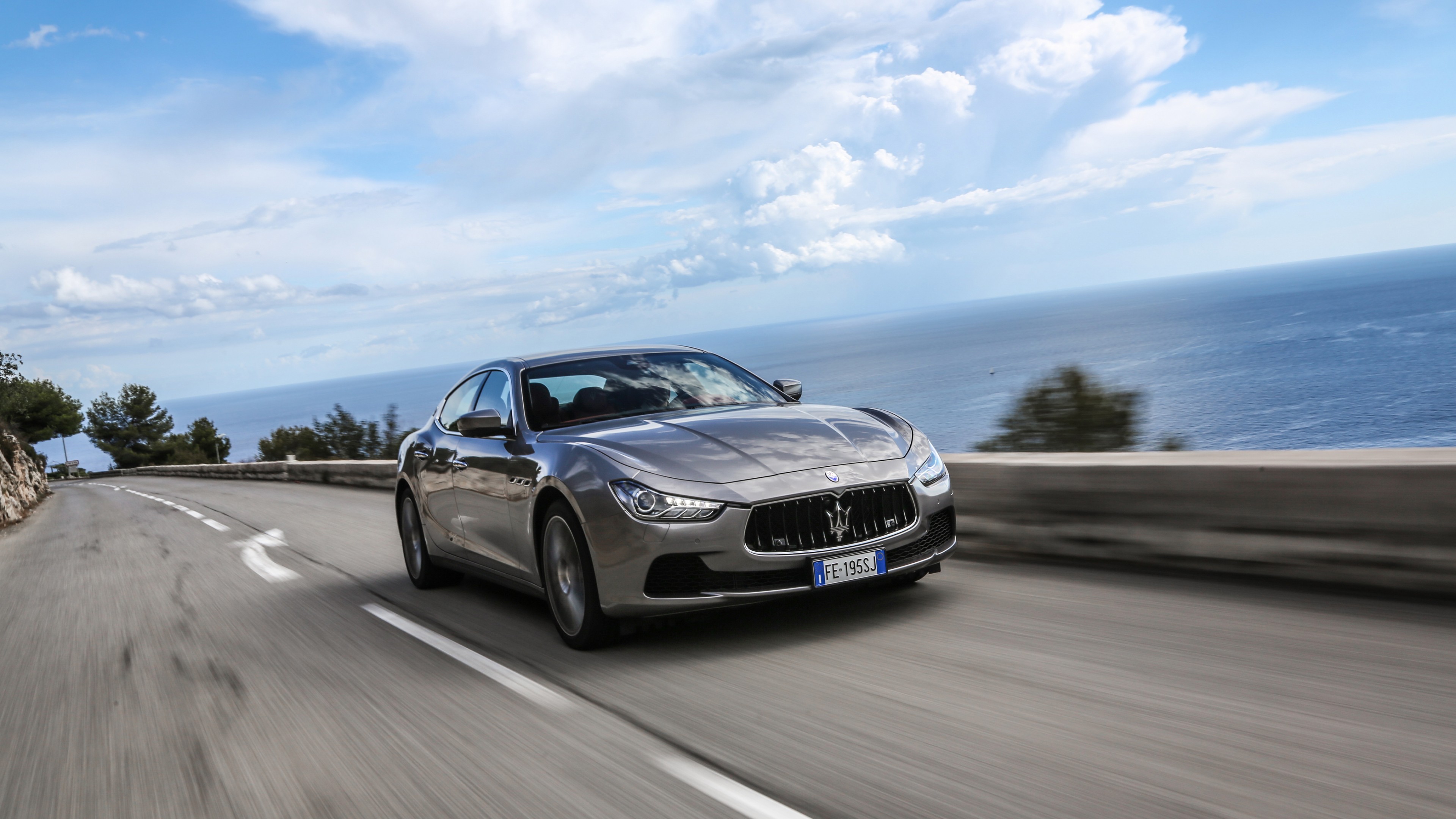 2016 Maserati Ghibli S Q4 - HD Wallpaper 