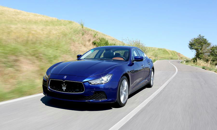 Maserati Ghibli - HD Wallpaper 