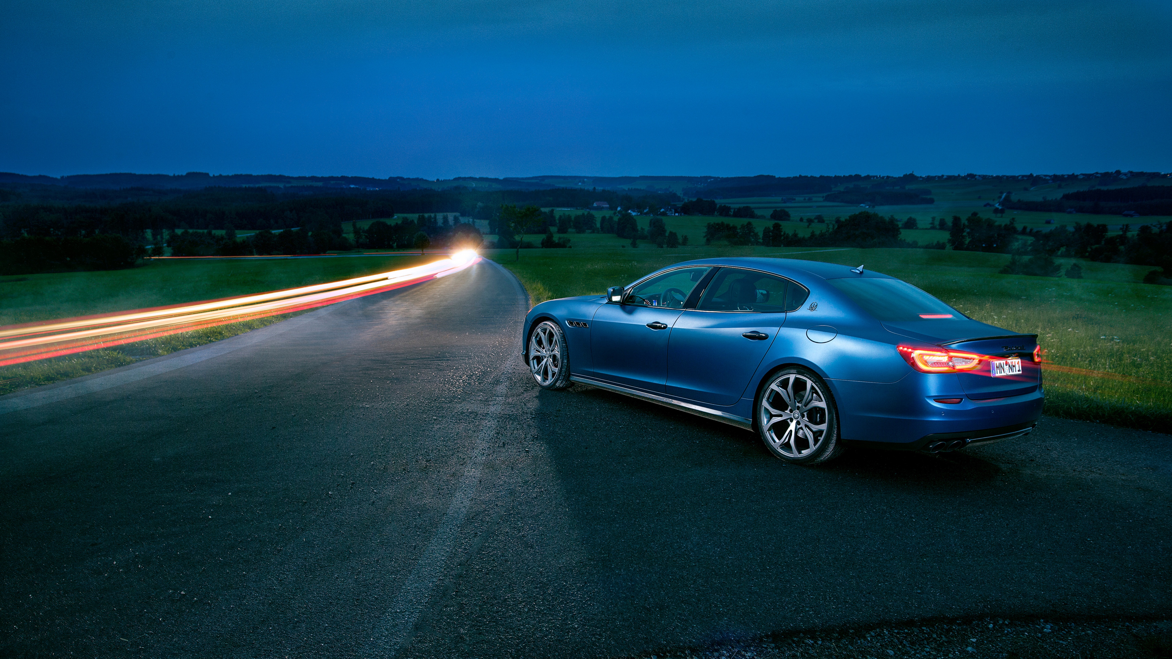 New Maserati Quattroporte Hd Widescreen Wallpapers - HD Wallpaper 