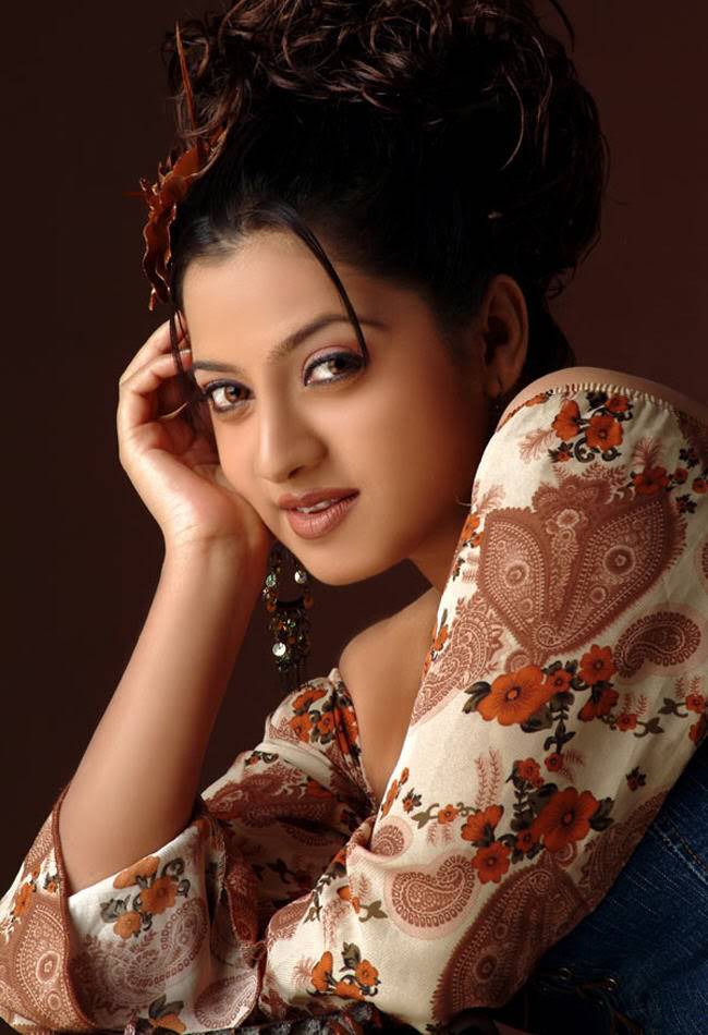 Keerthi Chawla Xxx New - HD Wallpaper 