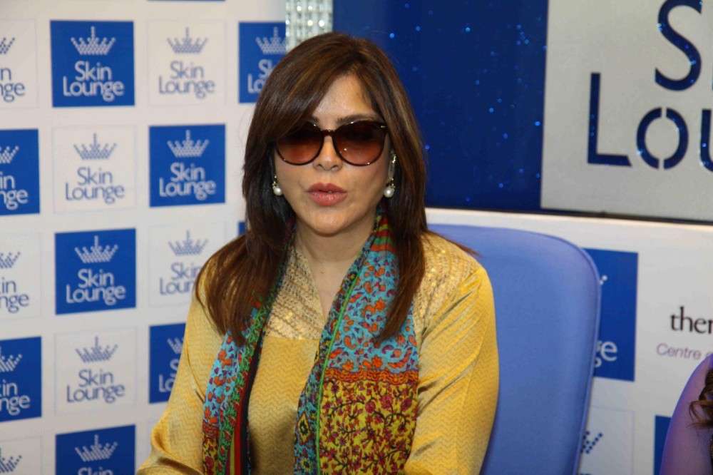 Raina S Joshi - Skin Lounge :: Dr. Simple Aher [celebrity Hub] - HD Wallpaper 