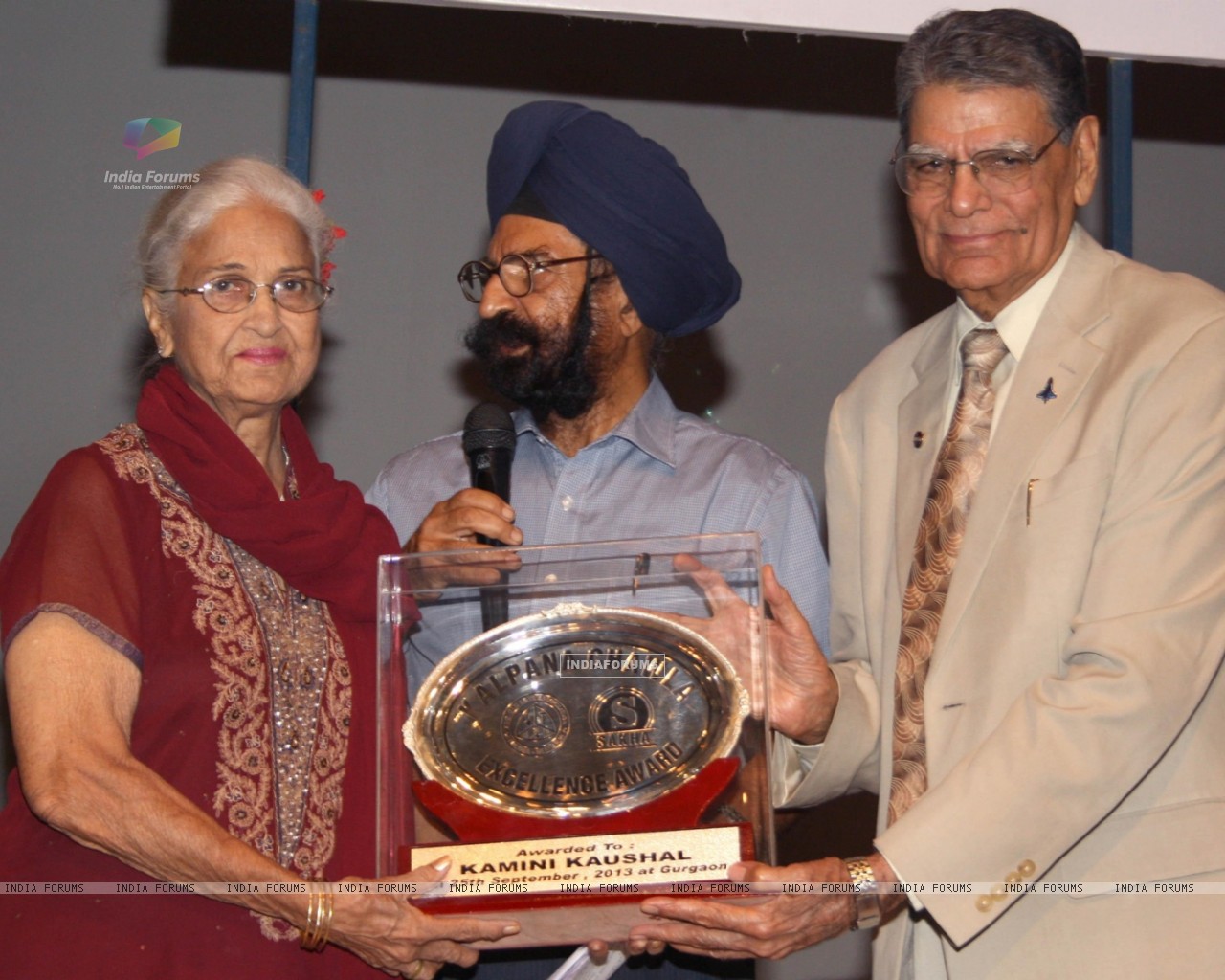 Senior Citizen - HD Wallpaper 