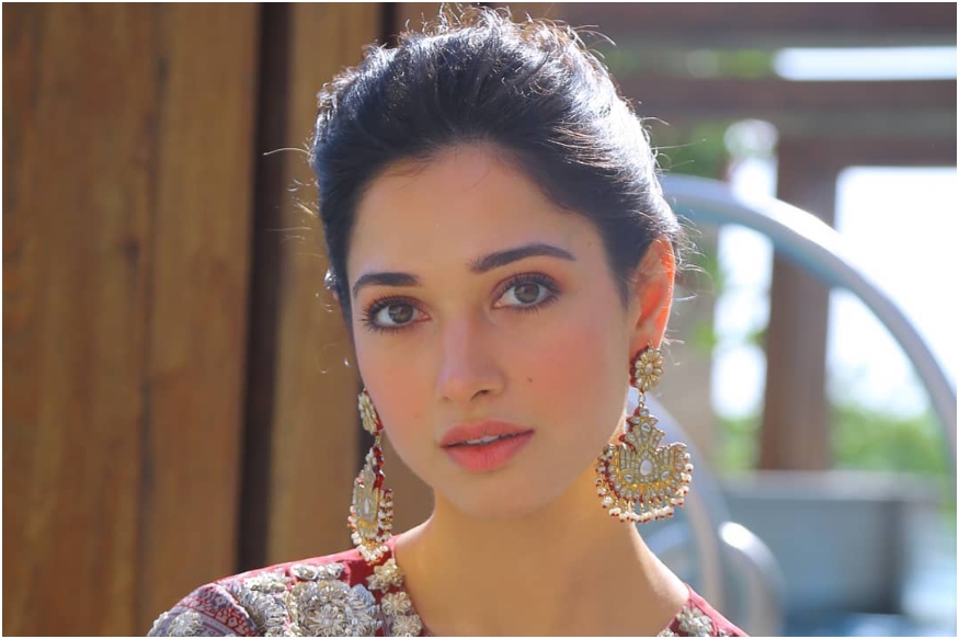 Happy Birthday Tamannaah Bhatia - Tamannaah Bhatia And Nawazuddin Siddiqui - HD Wallpaper 