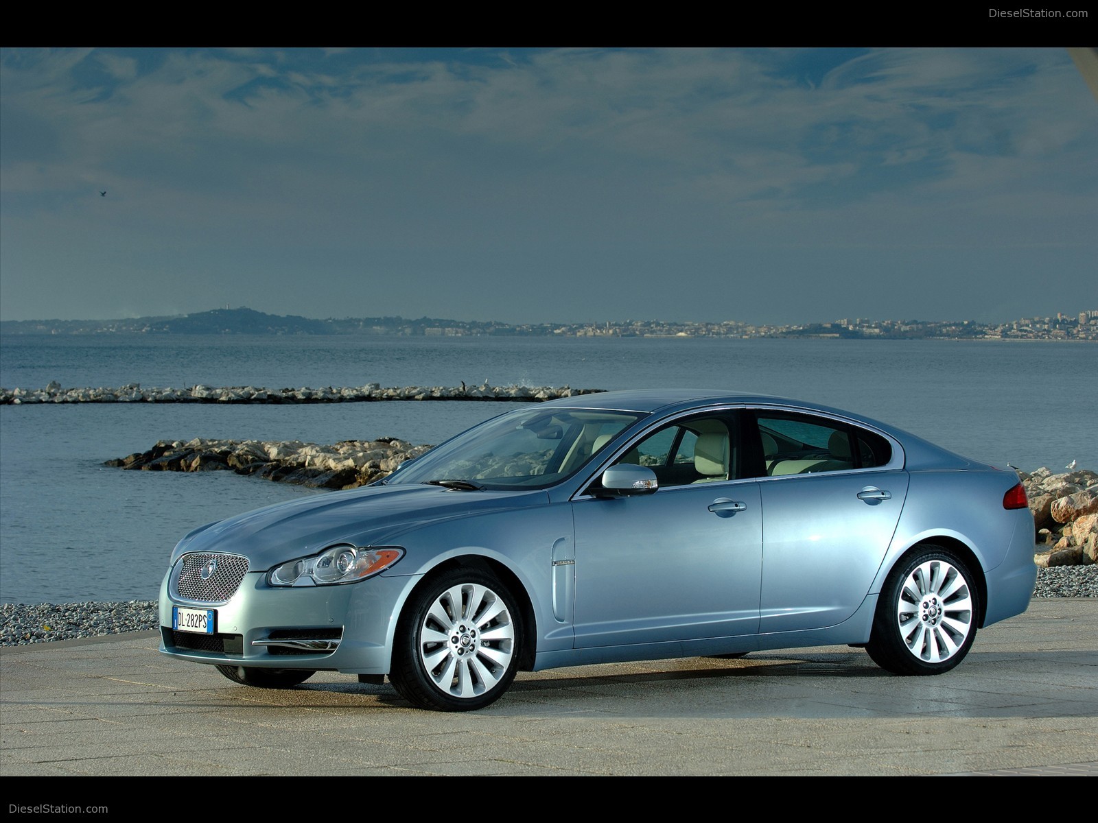 2010 New Jaguar Xf - 捷 豹 汽车 图片 - HD Wallpaper 