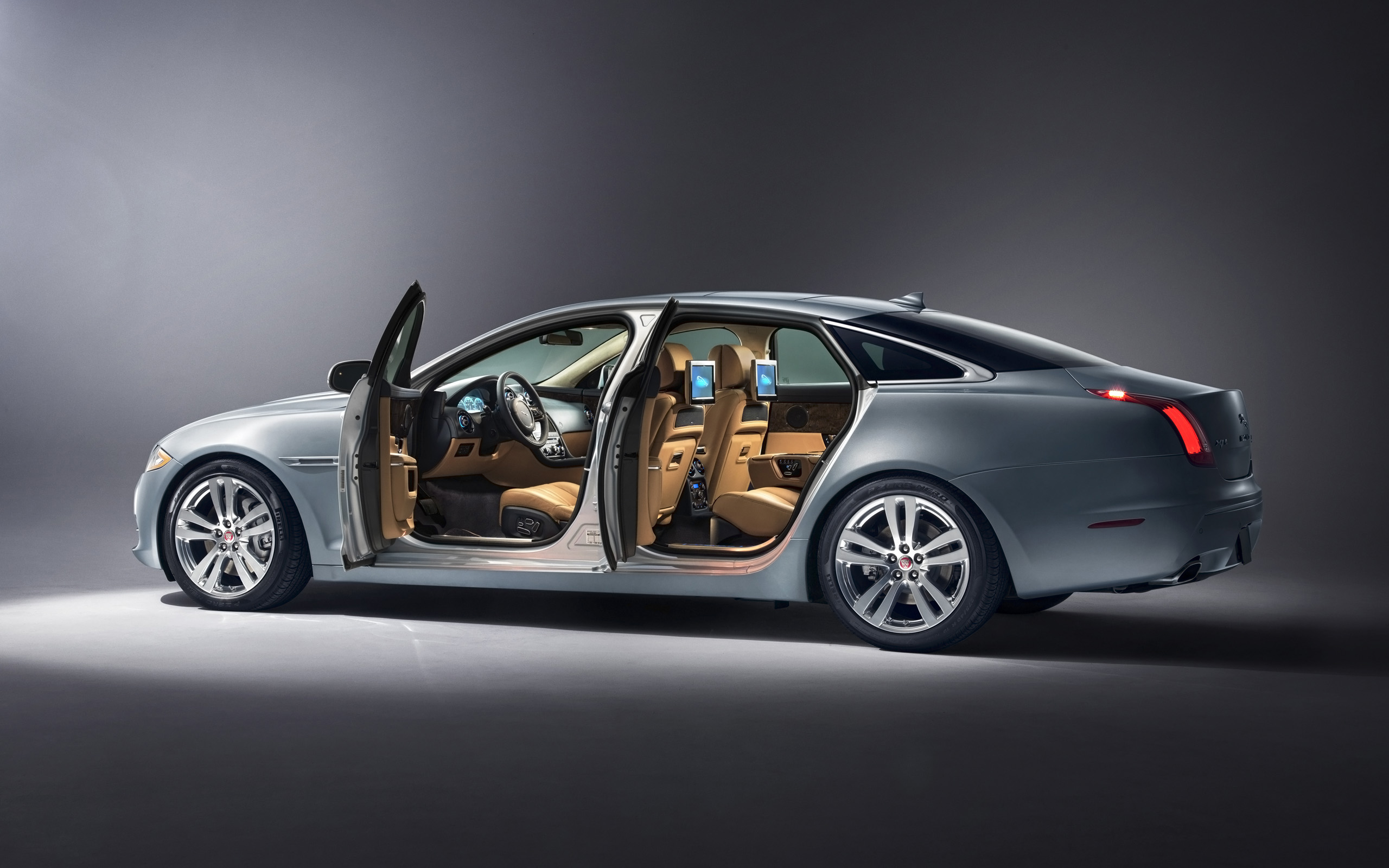 Interior Jaguar Xj 2019 - HD Wallpaper 