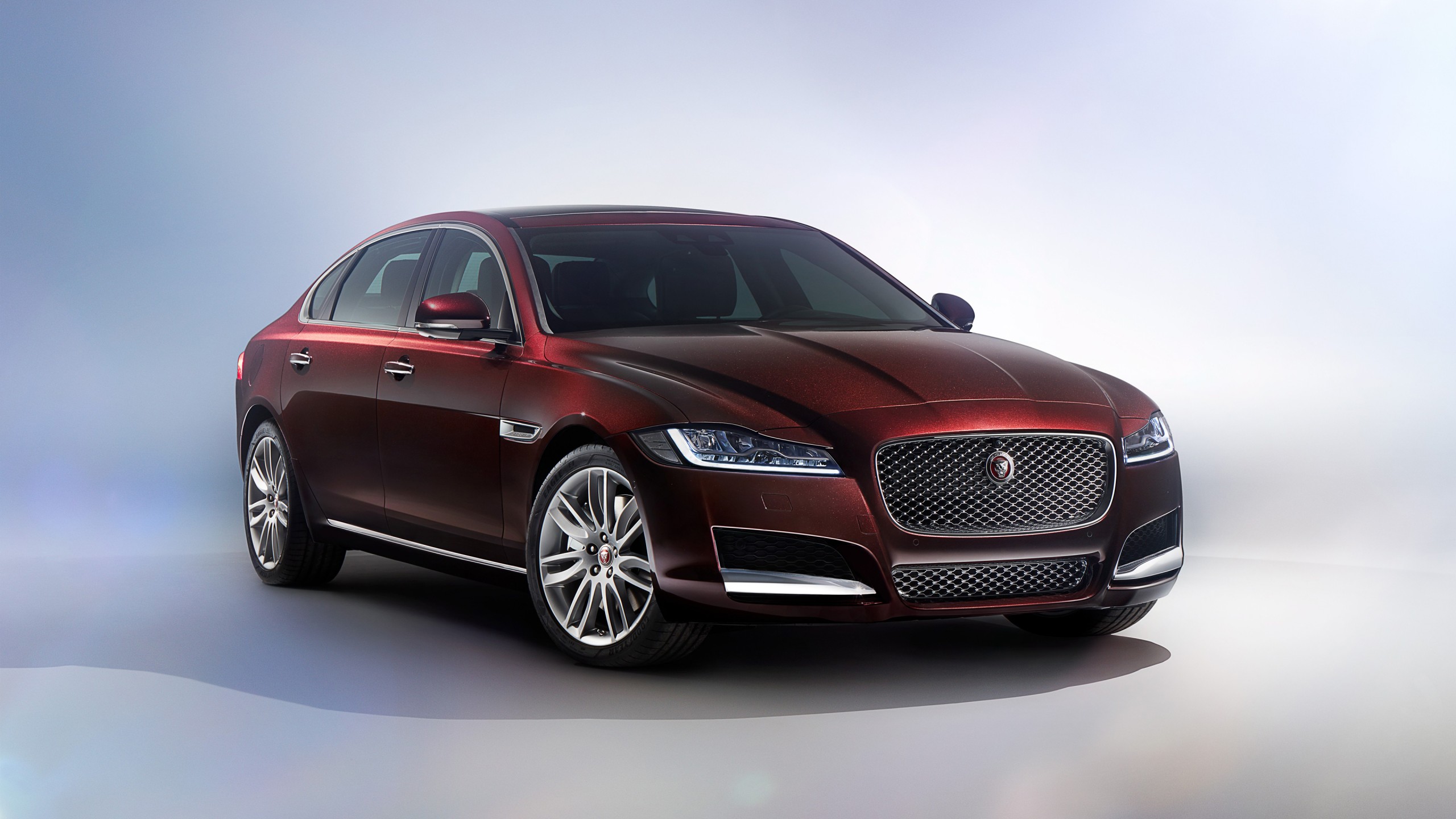 Full Hd Jaguar Cars Wallpapers Hd Free Download - HD Wallpaper 