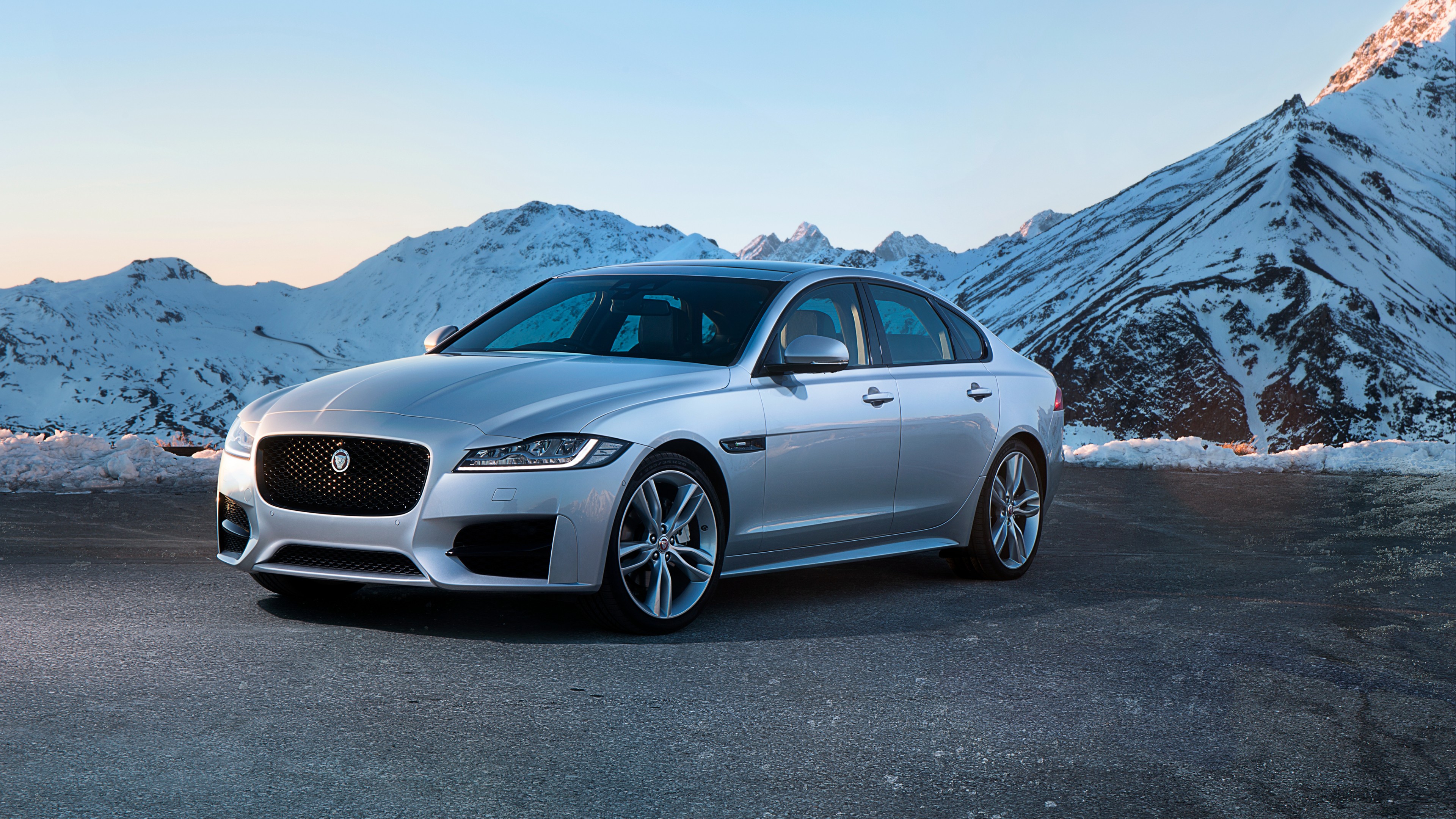 Jaguar Xf - HD Wallpaper 