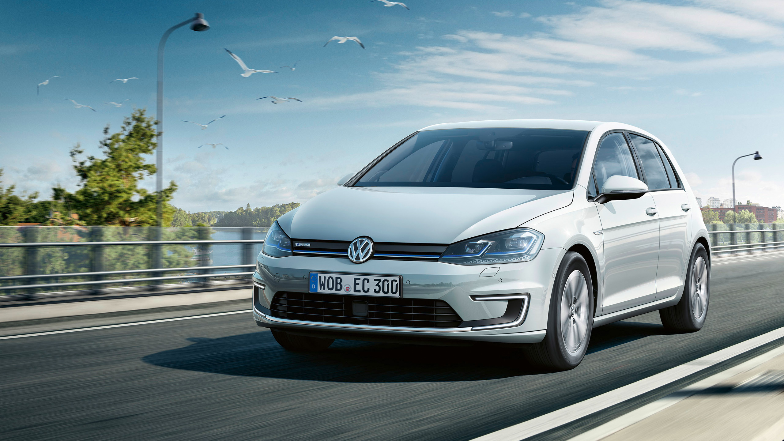 Volkswagen E Golf - HD Wallpaper 