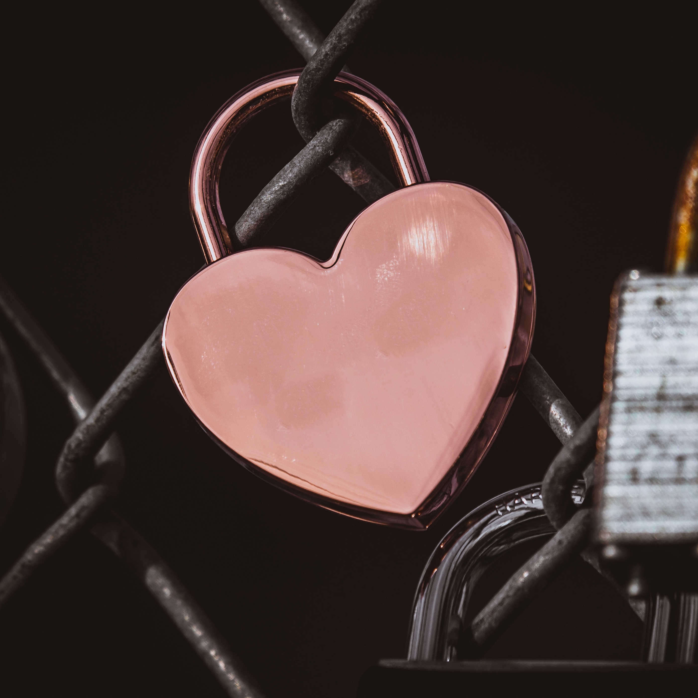 Wallpaper Lock, Heart, Pink - Locks And Hearts - 2780x2780 Wallpaper -  