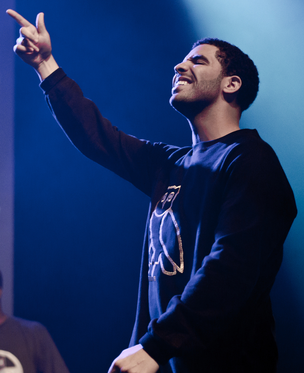 Drake Wallpapers Images Photos Pictures Backgrounds - Drake Pointing At Notifications - HD Wallpaper 