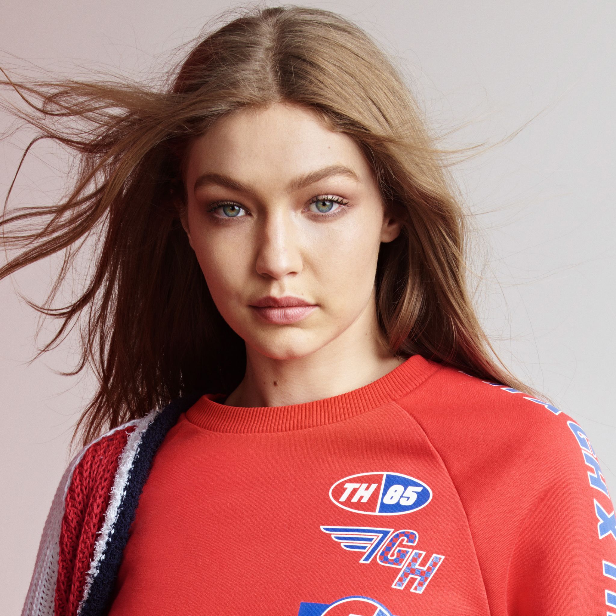 Gigi Hadid Th 85 - HD Wallpaper 