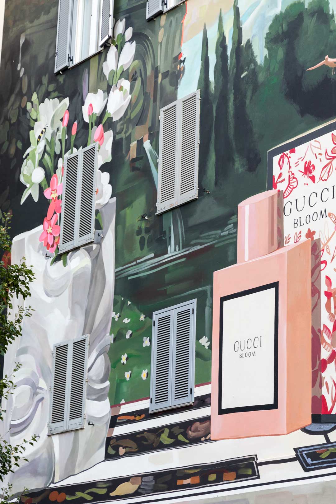 Gucci Art Wall - Murales Gucci Milano - HD Wallpaper 