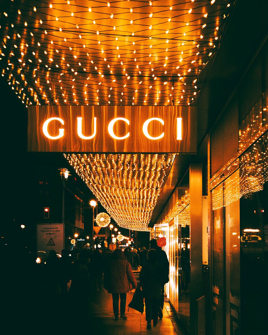 Berlin, Shopping, Gucci, Night, Streetphotography, - Osteria Gucci Los Angeles - HD Wallpaper 