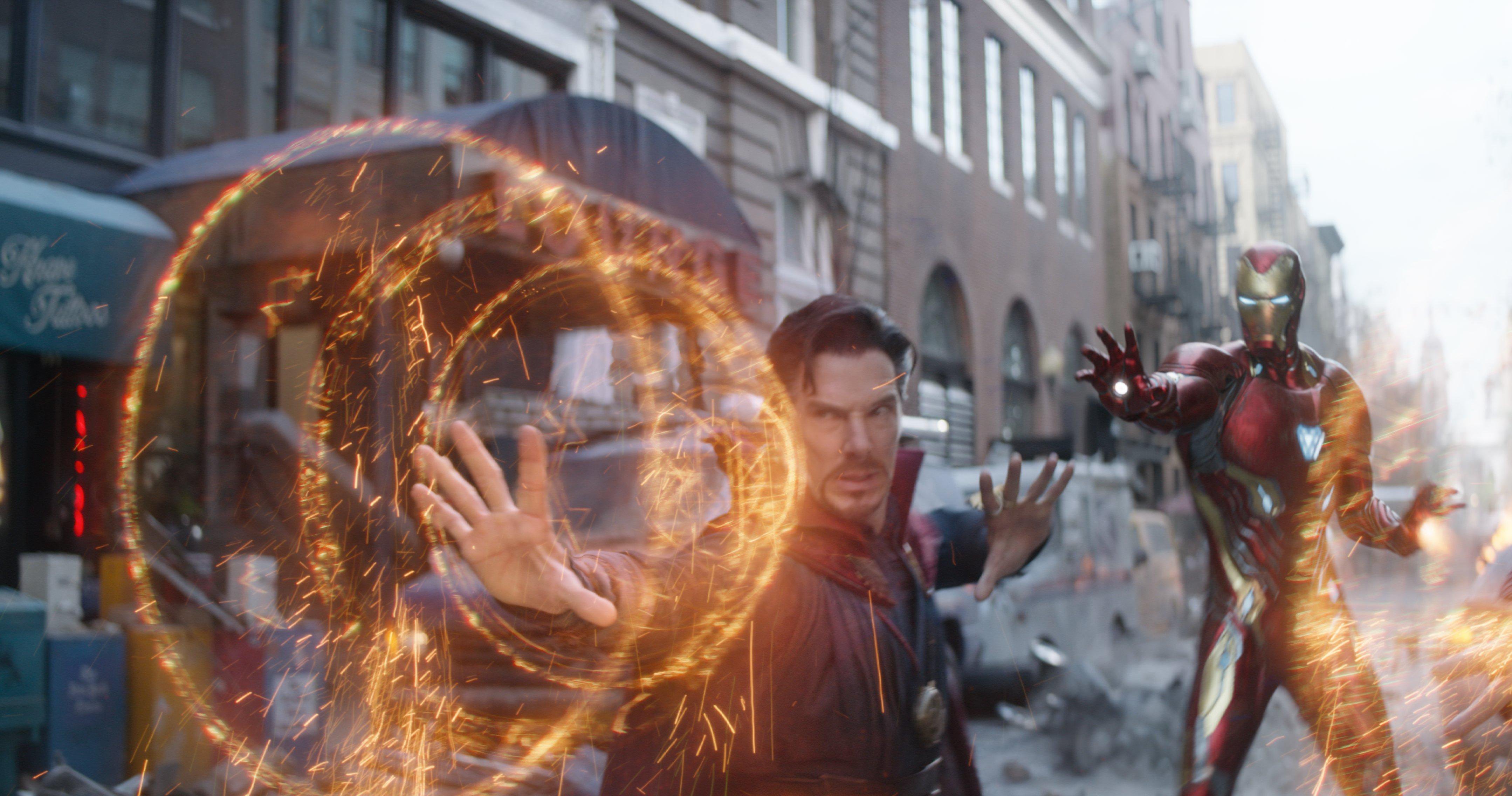 Doctor Strange And Iron Man Infinity War - HD Wallpaper 