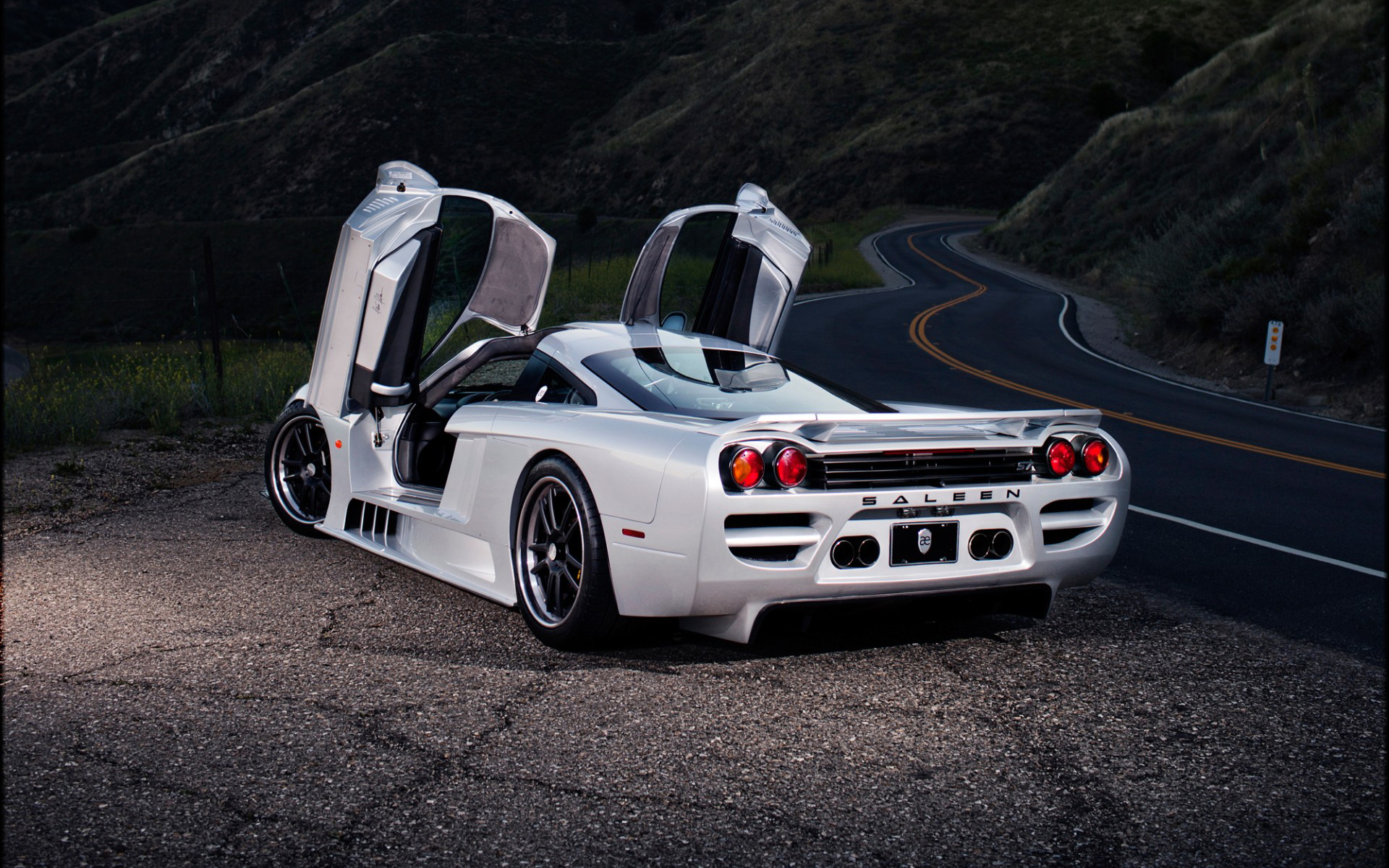 Beautiful Cars Hd Picture Download - HD Wallpaper 
