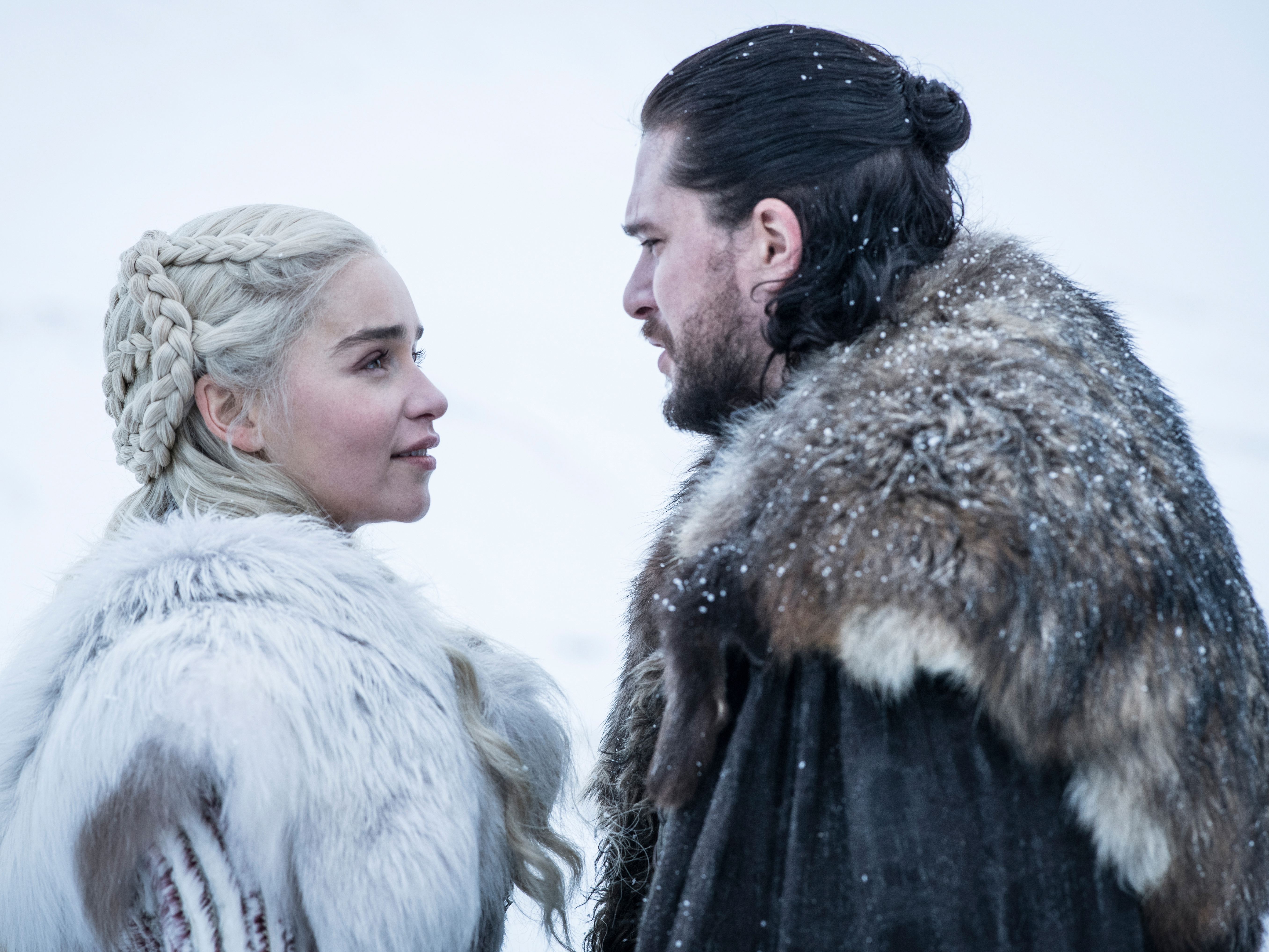 Jon Snow And Daenerys Targaryen In Got Season 8 - 5425x4069 Wallpaper -  