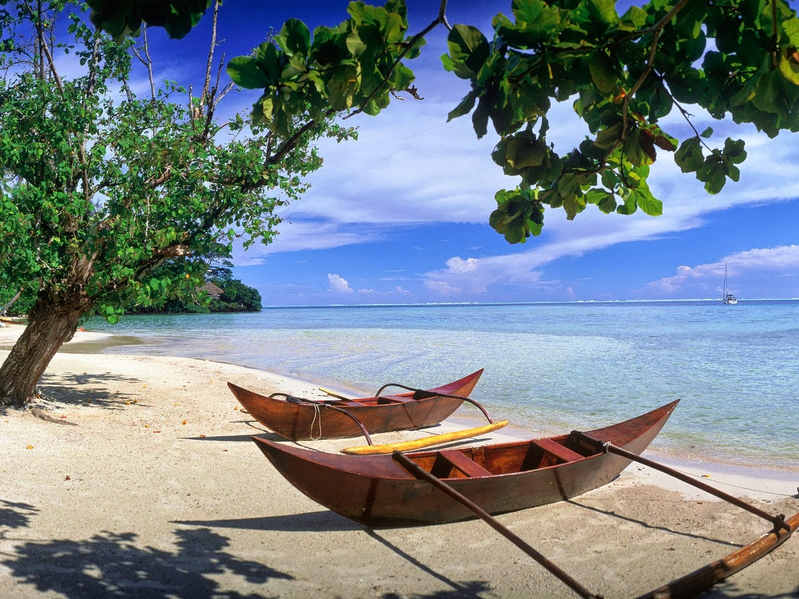 Beach With Boat Background - HD Wallpaper 