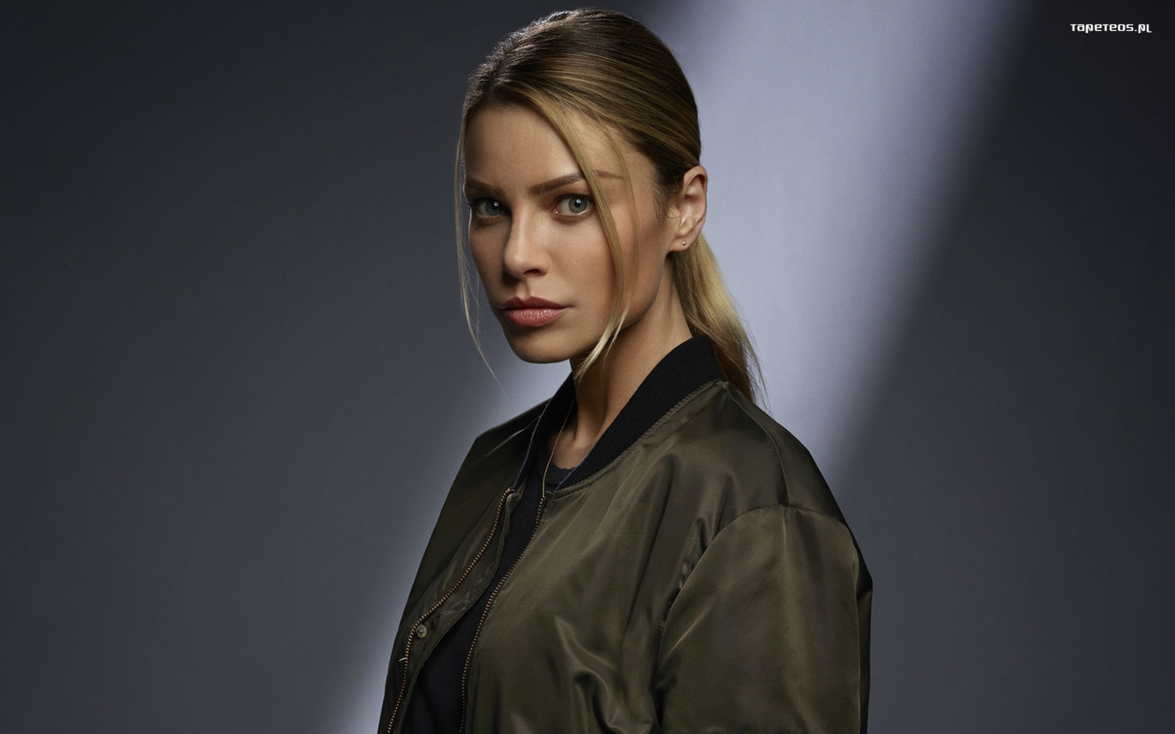 Lauren German - HD Wallpaper 