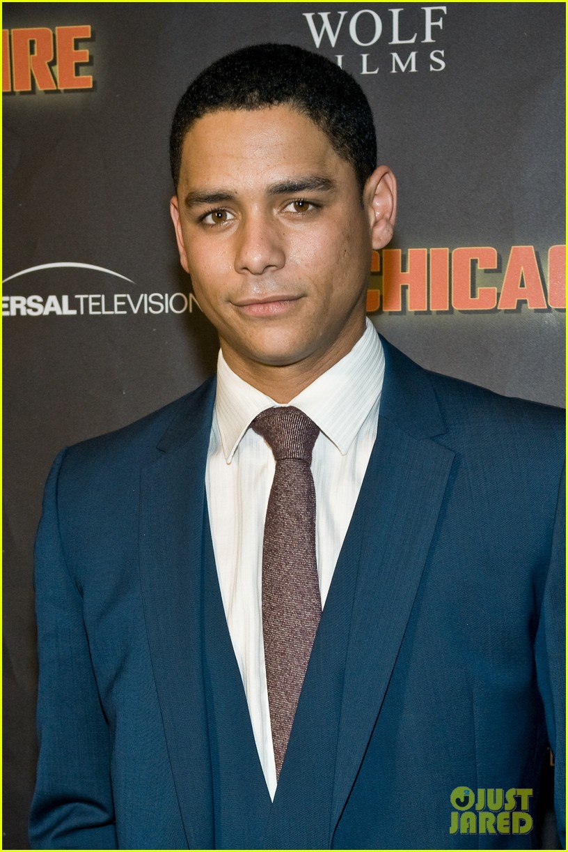 Taylor Kinney Jesse Spencer Chicago Fire Premiere - Charlie Barnett Partner - HD Wallpaper 